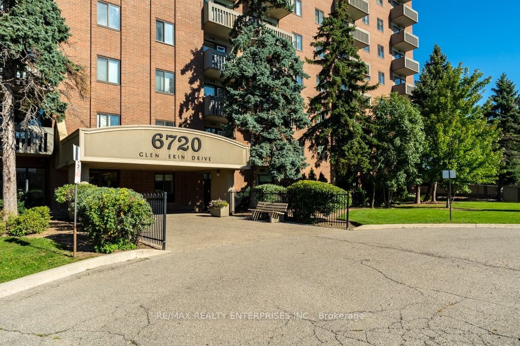 414-6720 Glen Erin Drive, Mississauga, ON, L5N 3K8