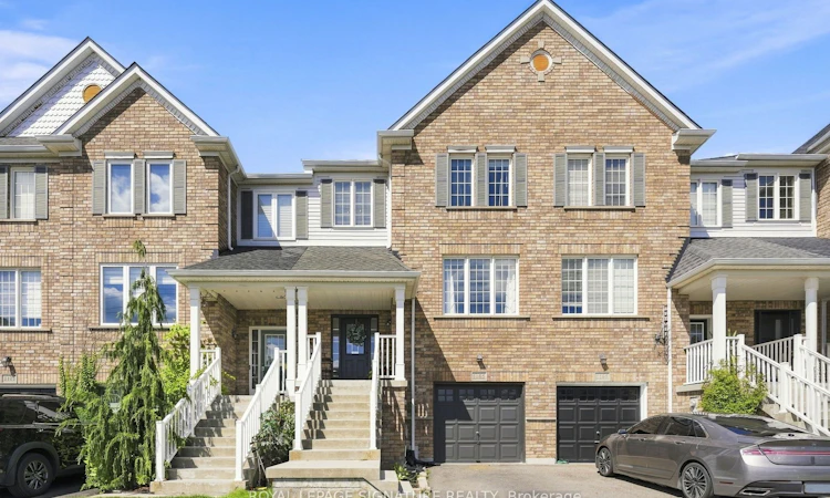 1185 Chapman Crescent