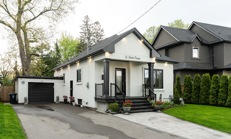 14 Nordale Crescent