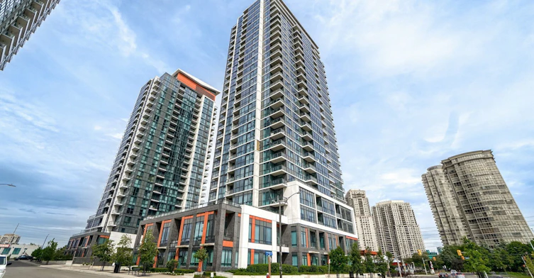 2506-75 Eglinton Avenue W, Mississauga, ON, L5R 0E4 - 2