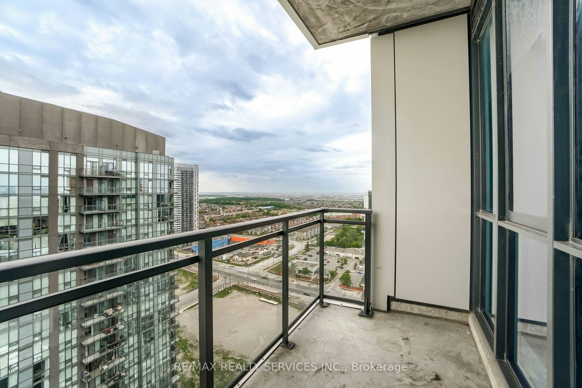 2506-75 Eglinton Avenue W, Mississauga, ON, L5R 0E4 - 28