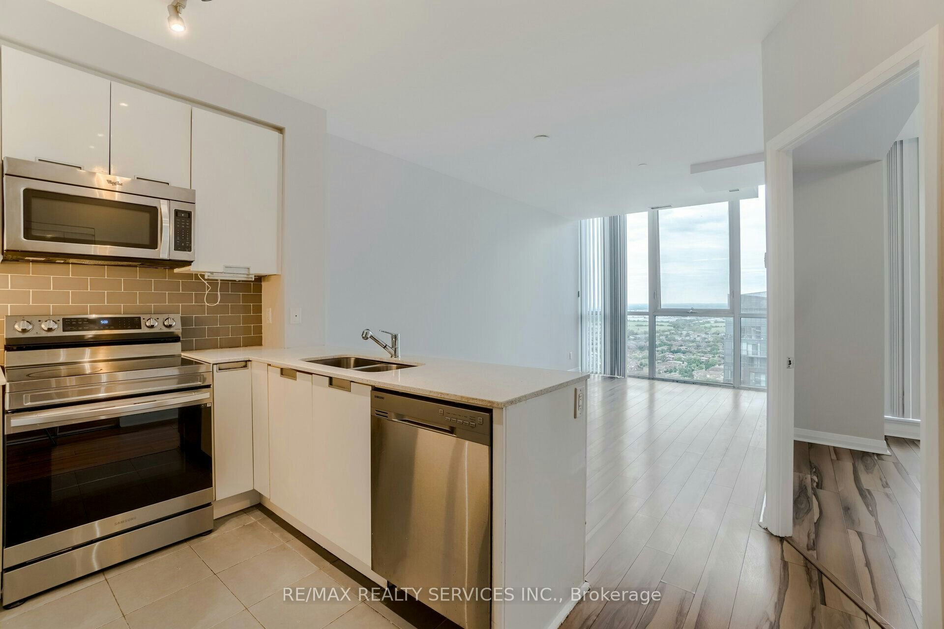 2506-75 Eglinton Avenue W, Mississauga, ON, L5R 0E4 - 10
