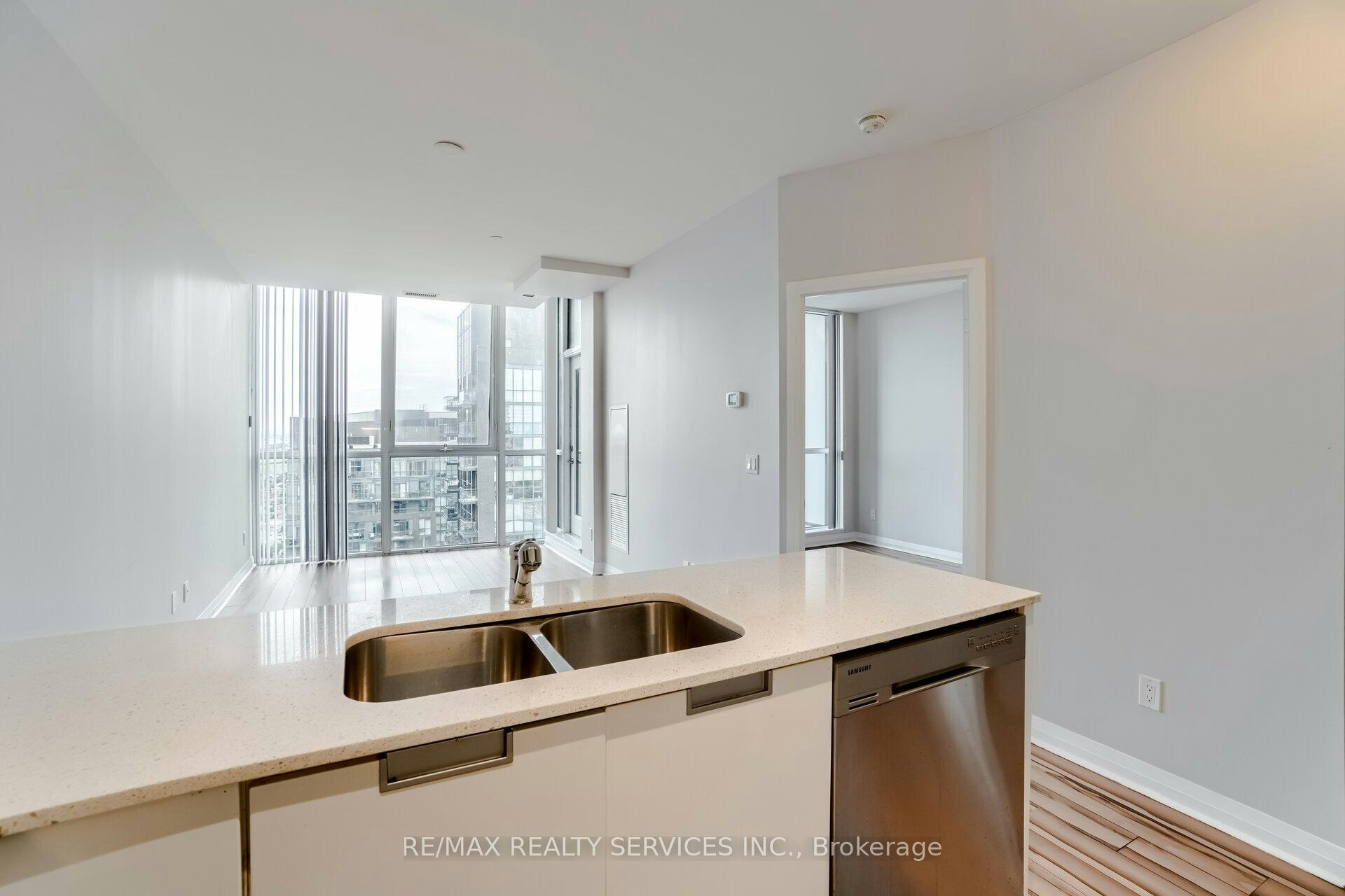 2506-75 Eglinton Avenue W, Mississauga, ON, L5R 0E4 - 15