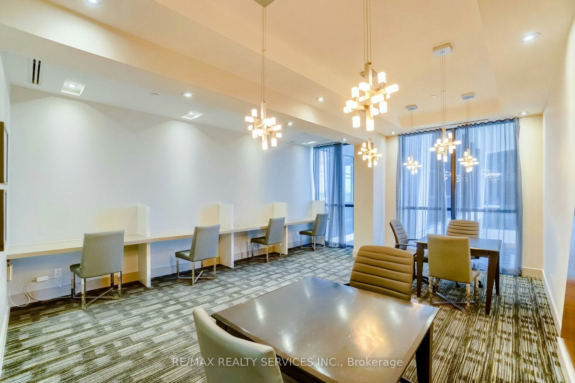 2506-75 Eglinton Avenue W, Mississauga, ON, L5R 0E4 - 35