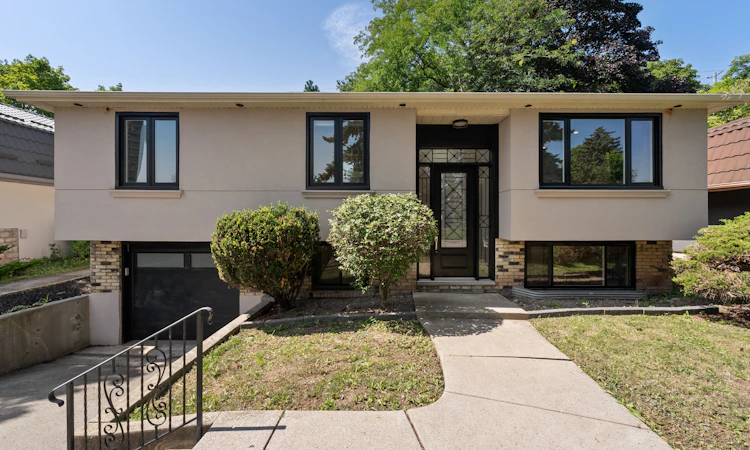 1268 Forest Hill