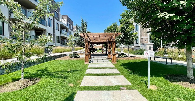 213-252 Royal York Road, Toronto, ON, M8V 2V9 - 7