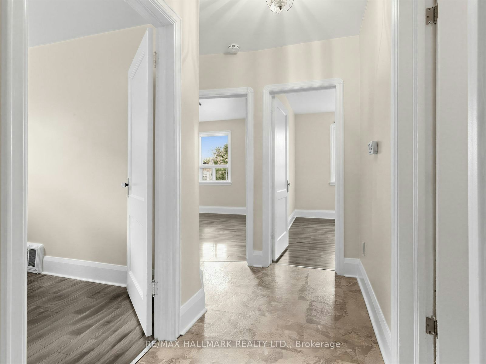 38 Ypres Road, Toronto, ON, M6M 1N9 - 13