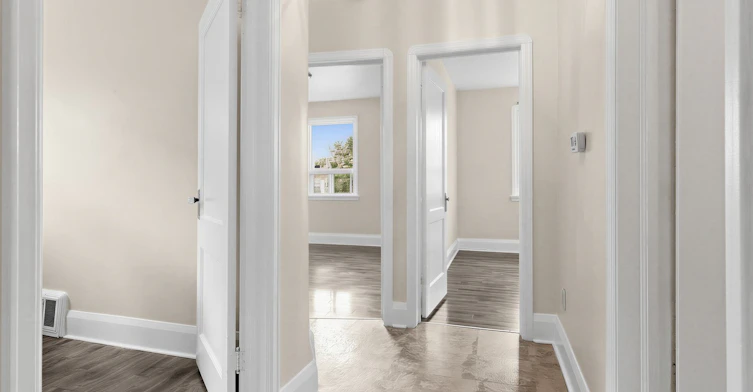 38 Ypres Road, Toronto, ON, M6M 1N9 - 13