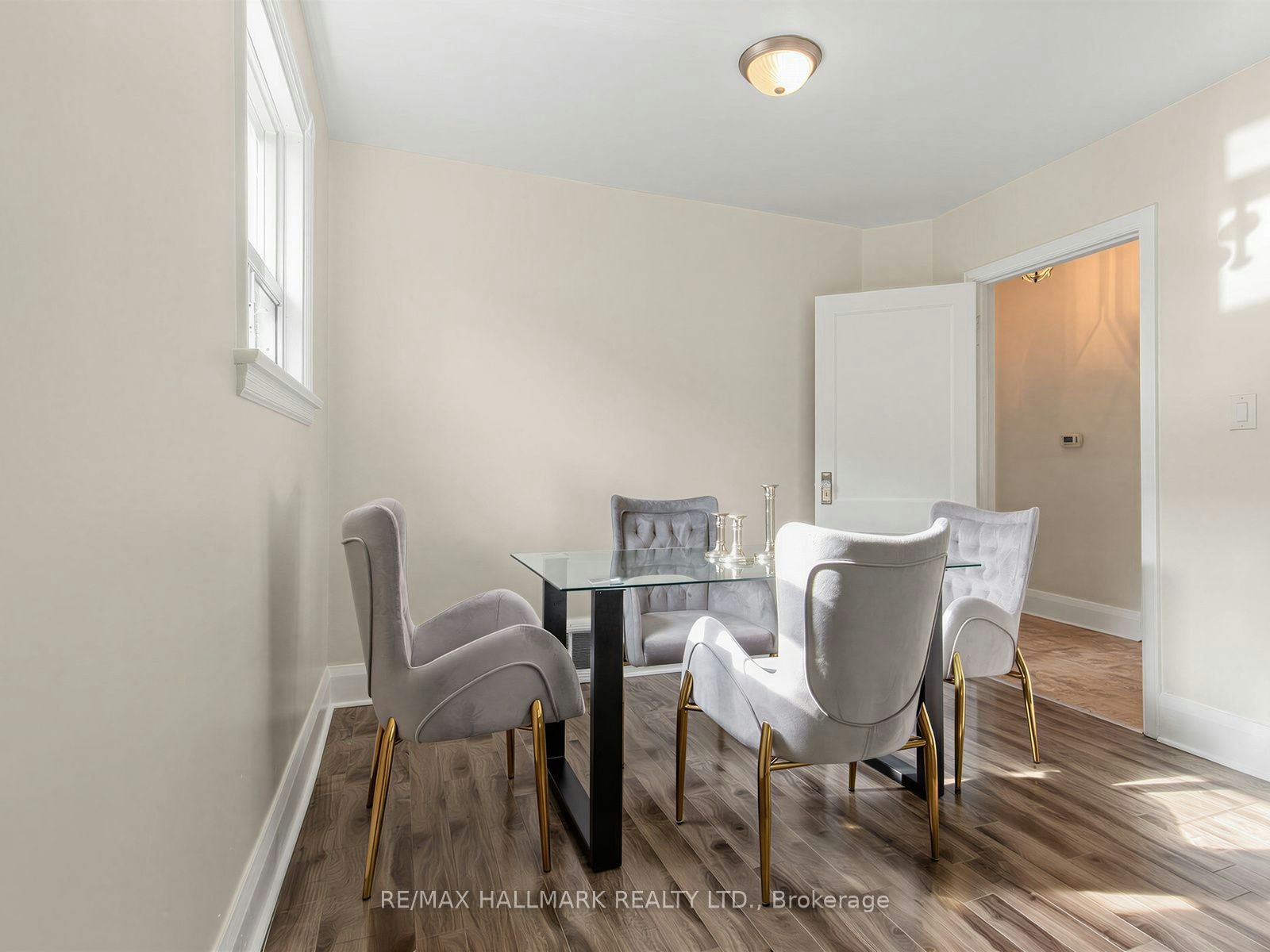 38 Ypres Road, Toronto, ON, M6M 1N9 - 8