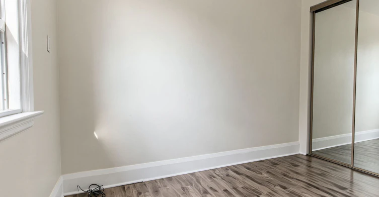 38 Ypres Road, Toronto, ON, M6M 1N9 - 15