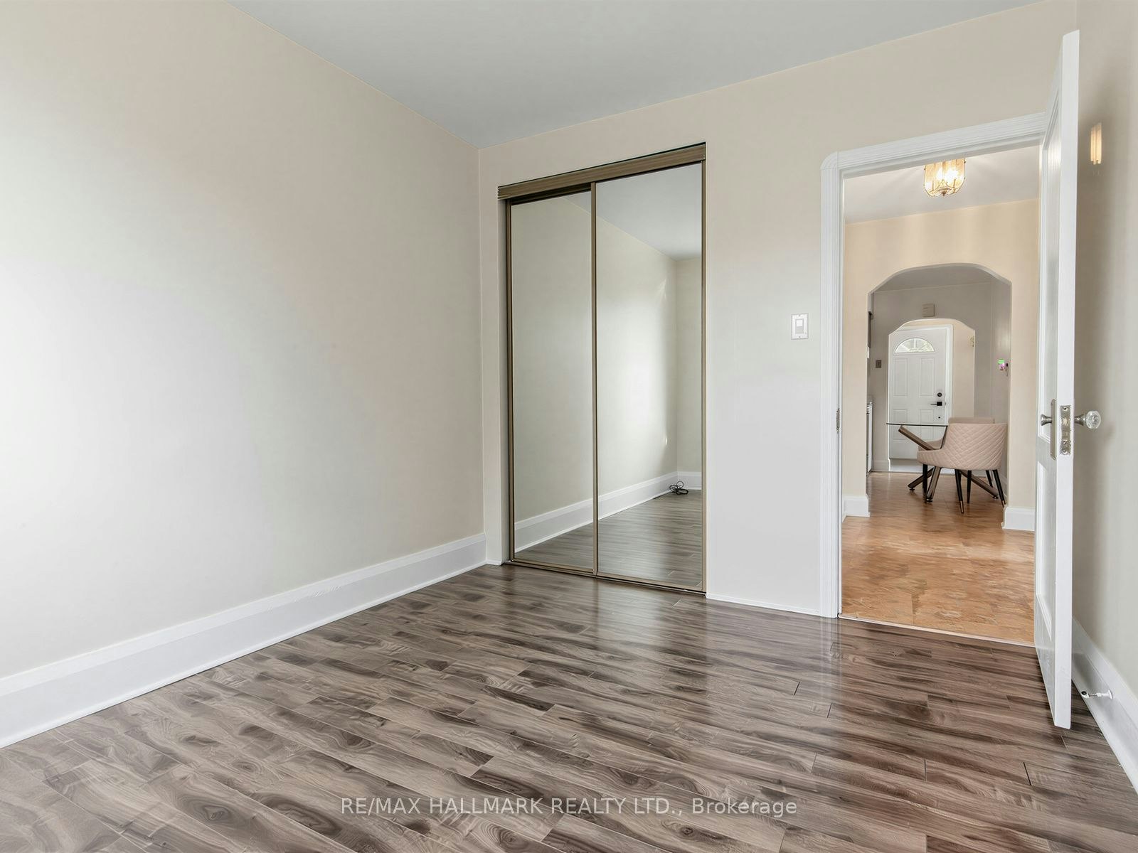 38 Ypres Road, Toronto, ON, M6M 1N9 - 16