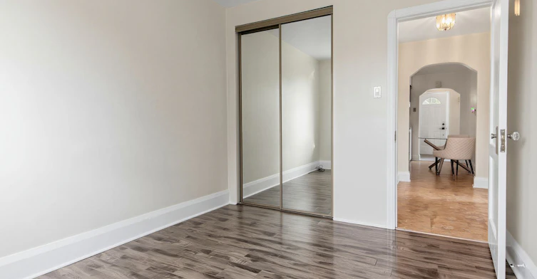 38 Ypres Road, Toronto, ON, M6M 1N9 - 16