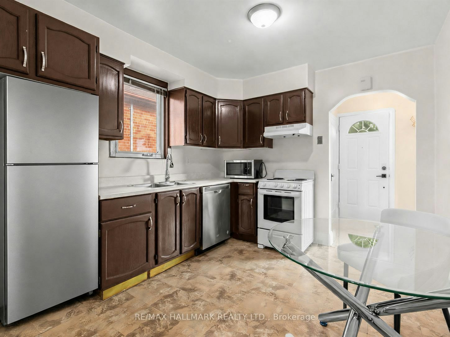 38 Ypres Road, Toronto, ON, M6M 1N9 - 11