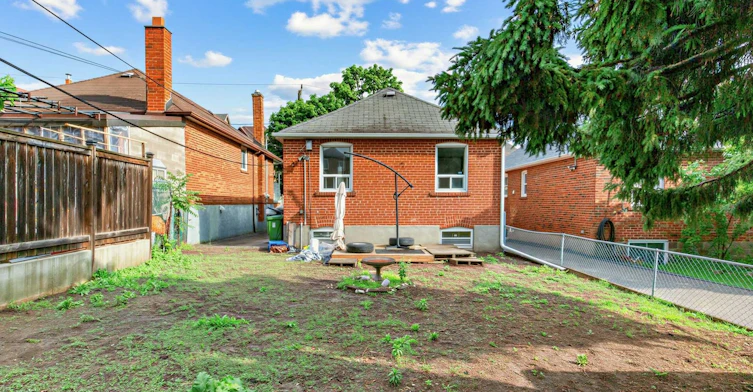 38 Ypres Road, Toronto, ON, M6M 1N9 - 27