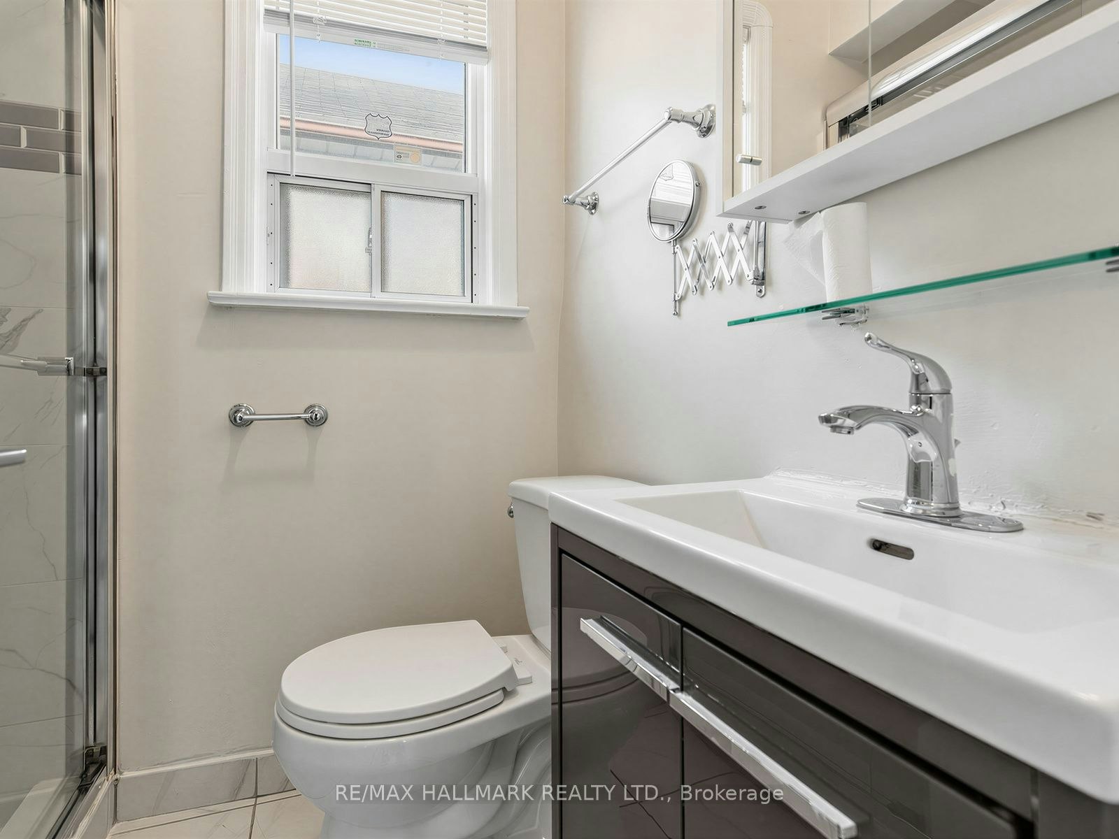38 Ypres Road, Toronto, ON, M6M 1N9 - 19