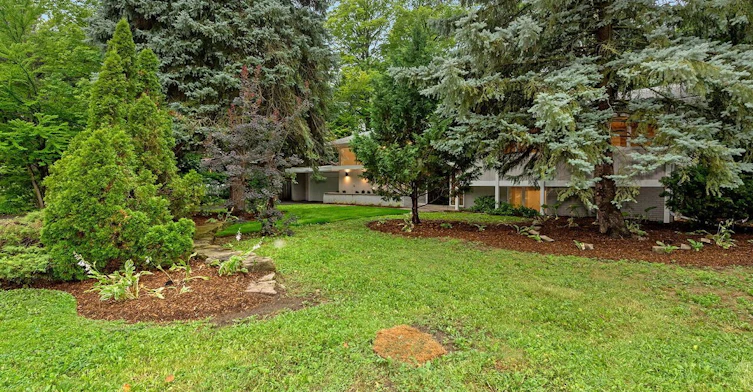 1847 Will Scarlett Drive, Mississauga, ON, L5K 1J6 - 2
