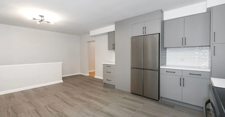 1847 Will Scarlett Drive, Mississauga, ON, L5K 1J6 - 8