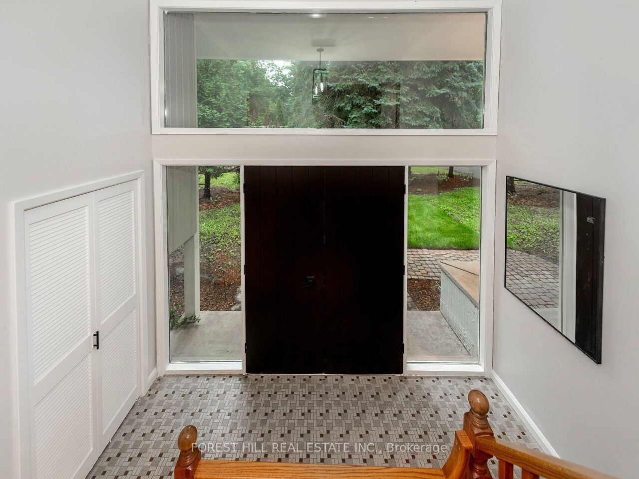 1847 Will Scarlett Drive, Mississauga, ON, L5K 1J6 - 4