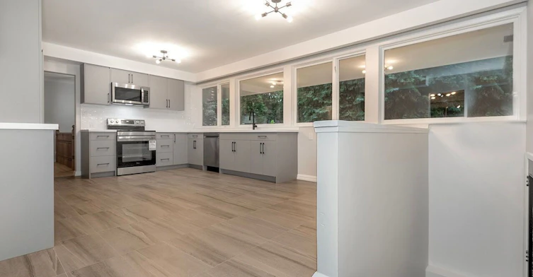 1847 Will Scarlett Drive, Mississauga, ON, L5K 1J6 - 10