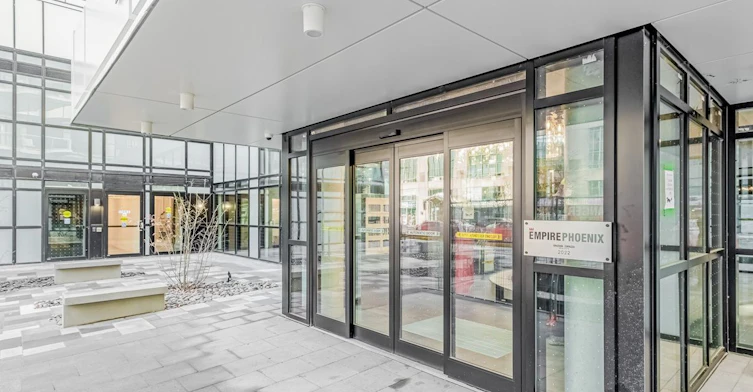 910-251 Manitoba Street, Toronto, ON, M8Y 0C7 - 2