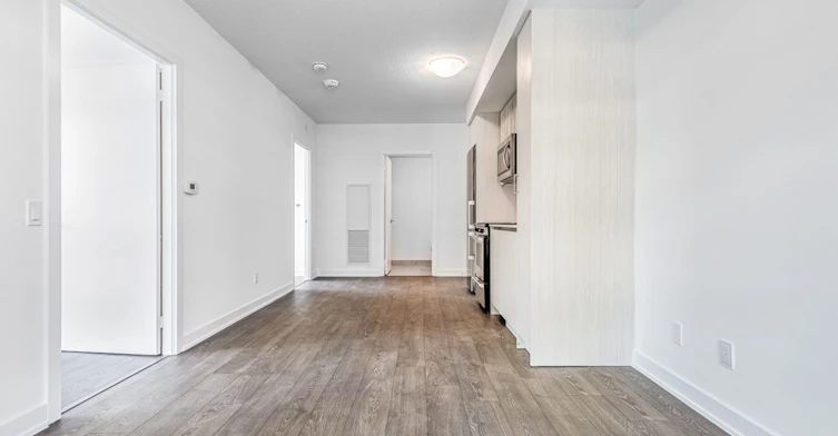 910-251 Manitoba Street, Toronto, ON, M8Y 0C7 - 13