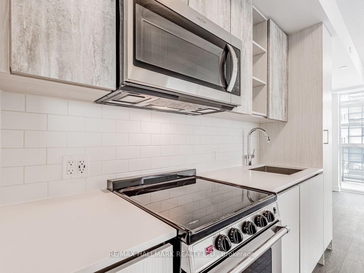 910-251 Manitoba Street, Toronto, ON, M8Y 0C7 - 11