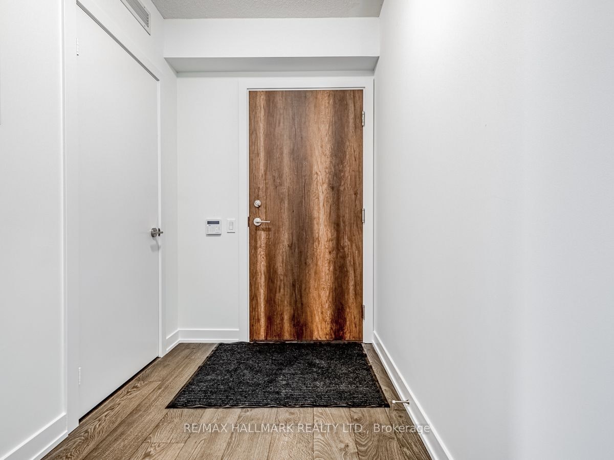 910-251 Manitoba Street, Toronto, ON, M8Y 0C7 - 5