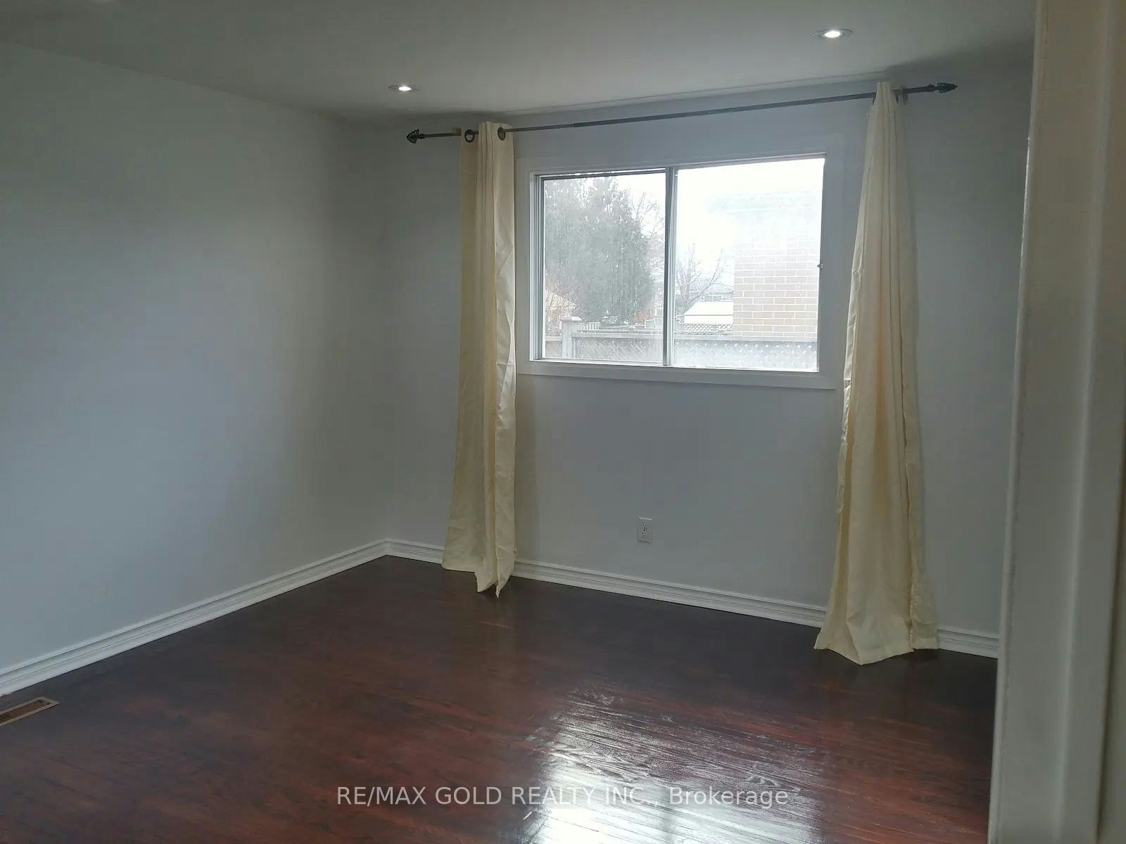 Upper-7 Forsythia Road, Brampton, ON, L6T 2G2 - 10
