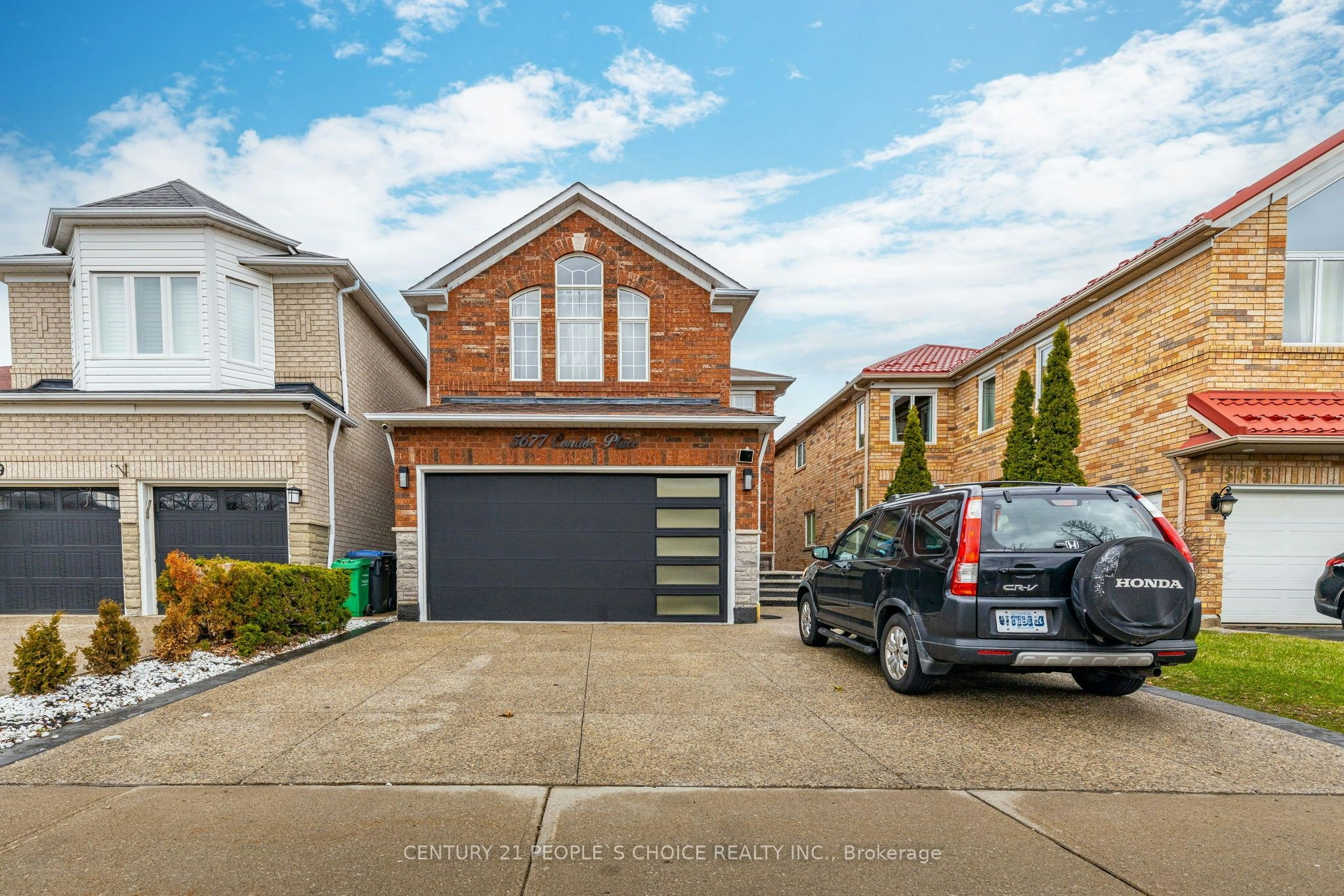 5677 Condor Place, Mississauga, ON, L5V 2J4