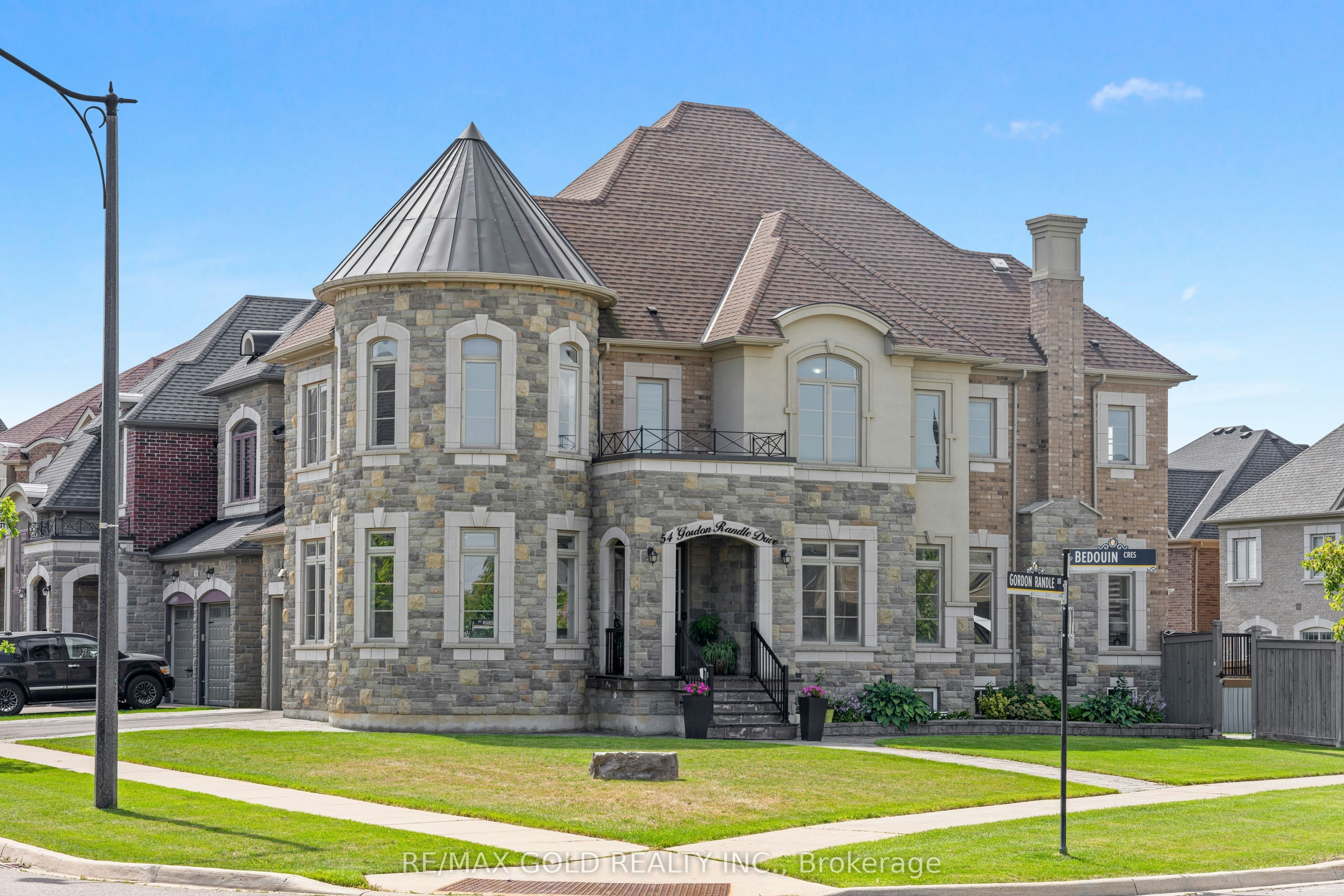 54 Gordon Randle Drive, Brampton, ON, L6P 4H3