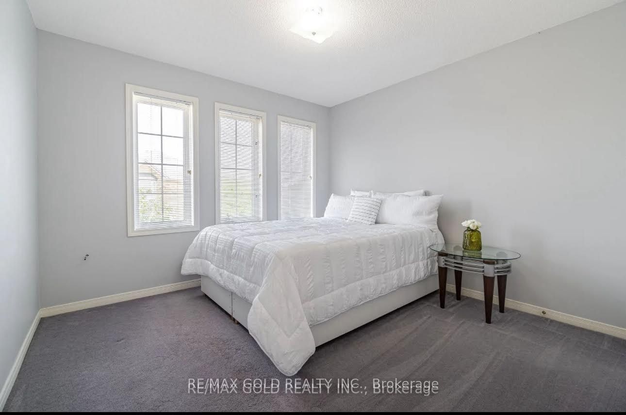 16 Mario Street, Brampton, ON, L6P 1N1 - 14