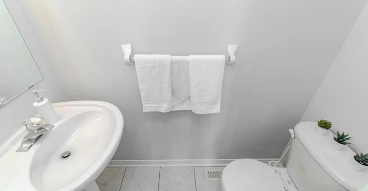 16 Mario Street, Brampton, ON, L6P 1N1 - 3