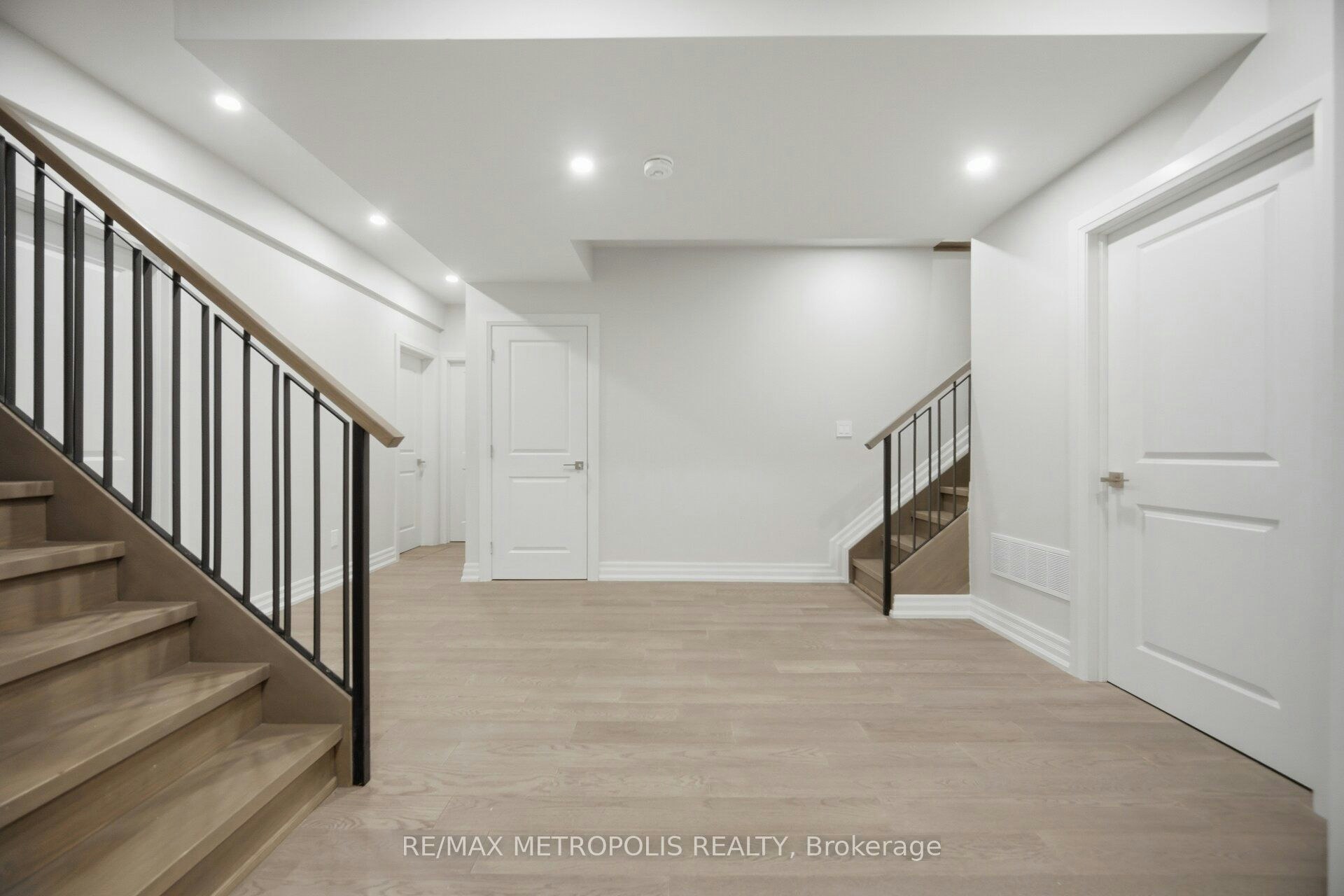 461 Sandlewood Road N, Oakville, ON, L6L 3S3 - 41