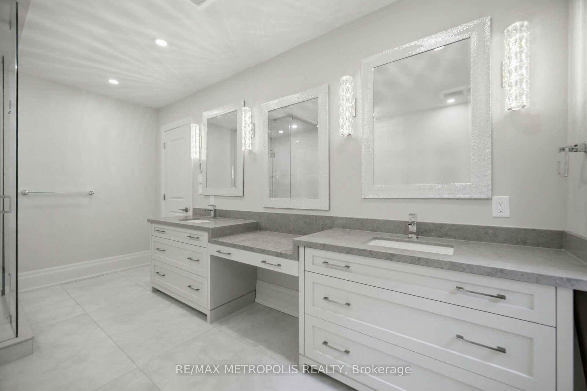 461 Sandlewood Road N, Oakville, ON, L6L 3S3 - 31