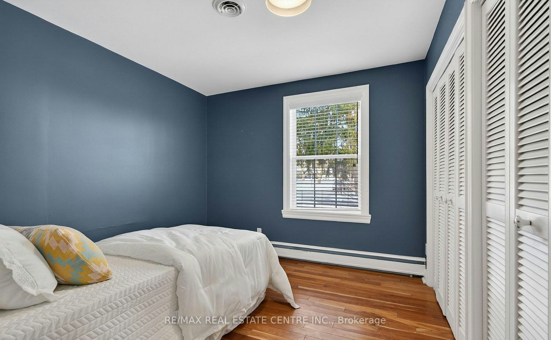 582 Cedar Avenue, Burlington, ON, L7T 2R2 - 27