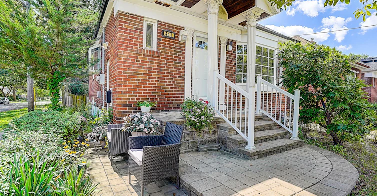 441 Rimilton Avenue, Toronto, ON, M8W 2G7 - 5