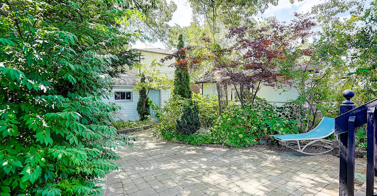 441 Rimilton Avenue, Toronto, ON, M8W 2G7 - 8