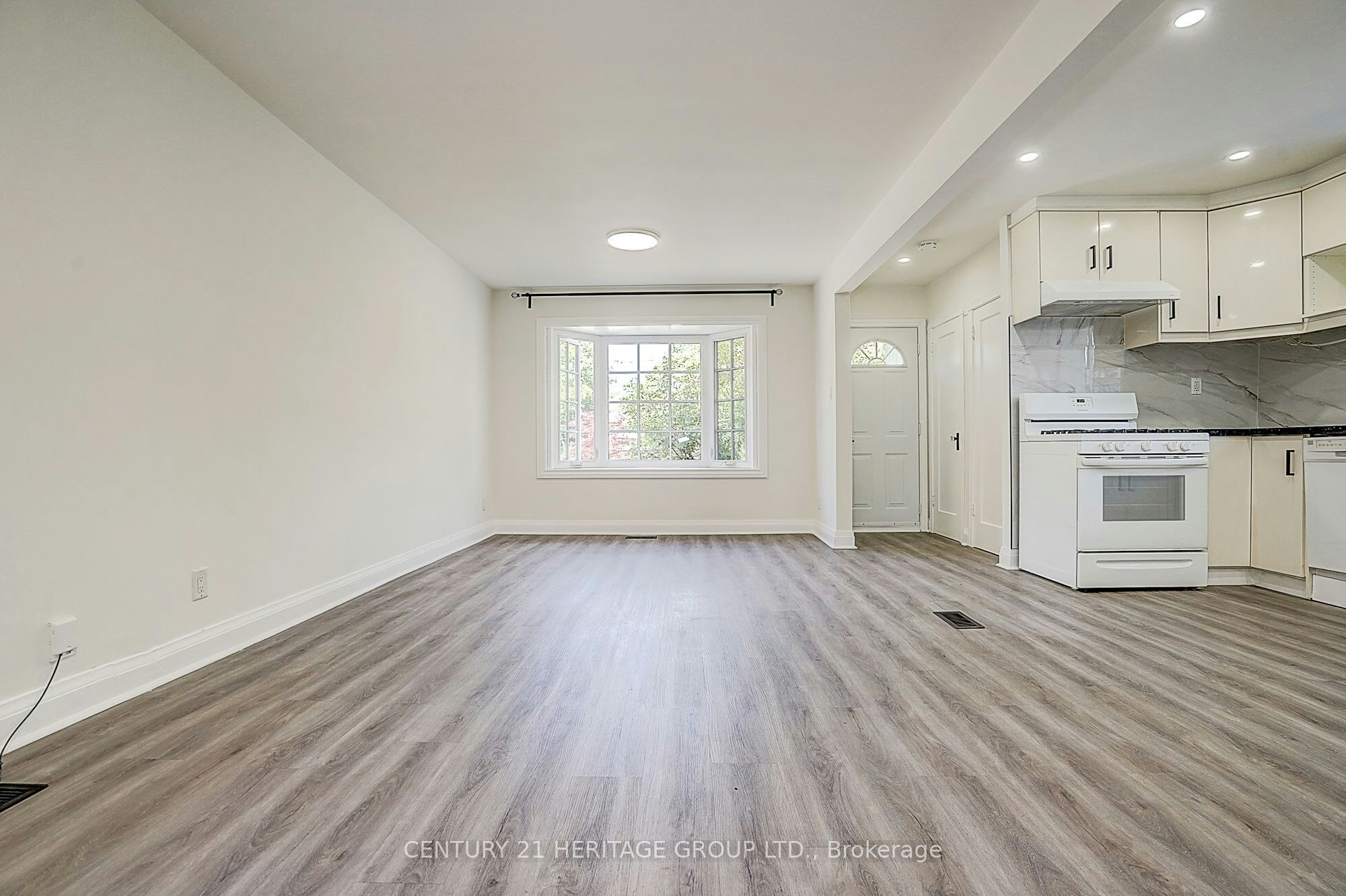 441 Rimilton Avenue, Toronto, ON, M8W 2G7 - 18