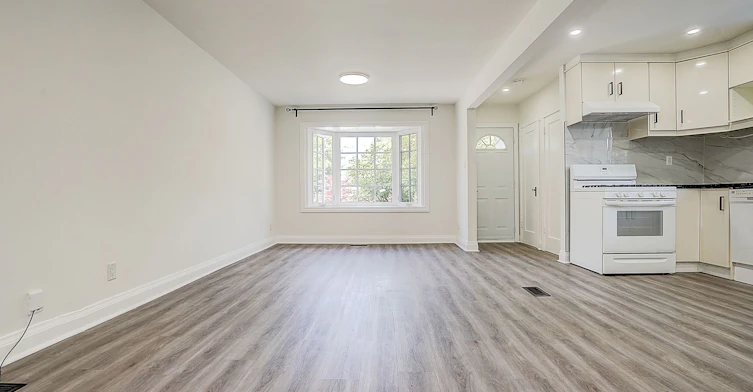 441 Rimilton Avenue, Toronto, ON, M8W 2G7 - 18