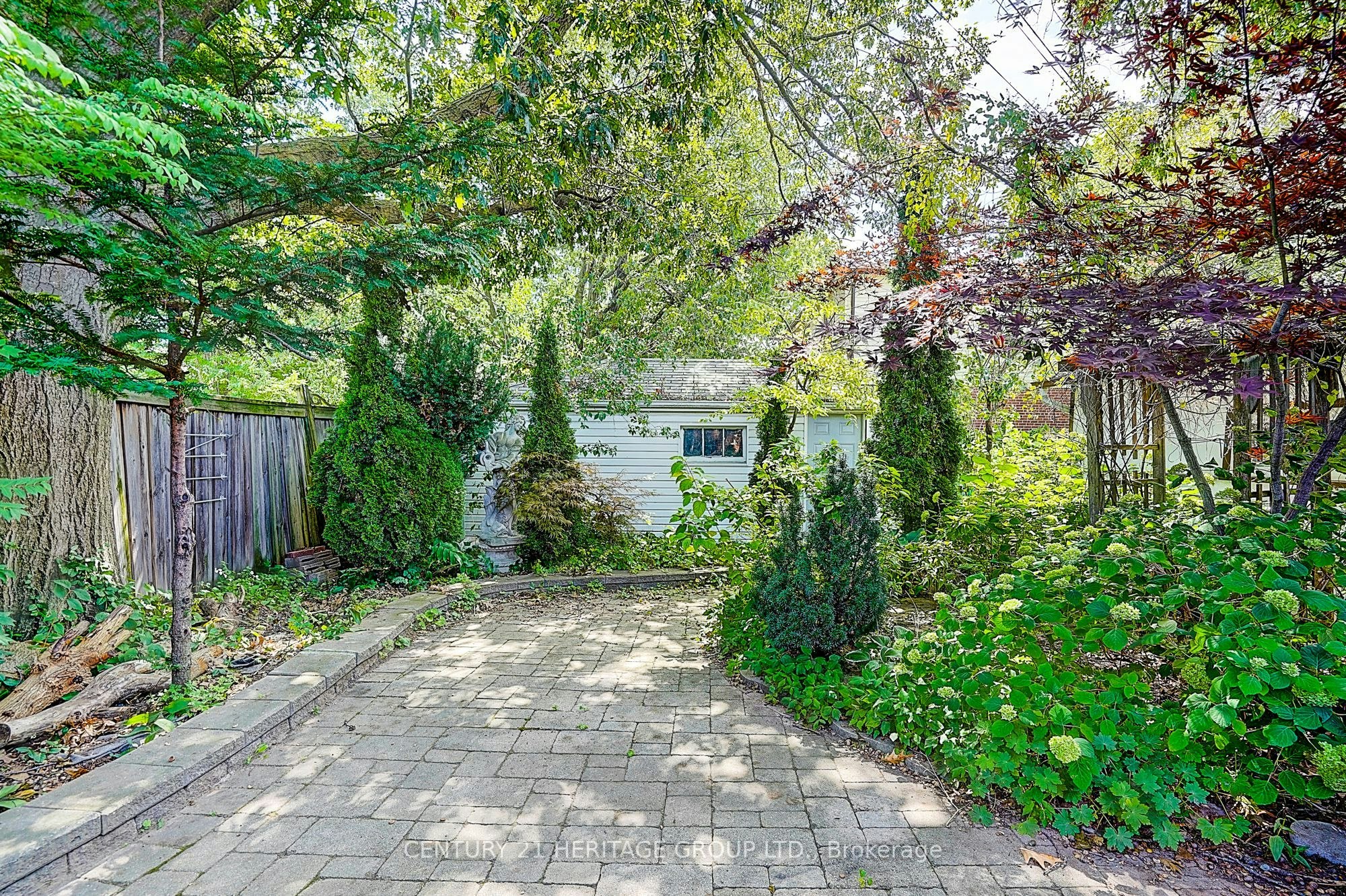441 Rimilton Avenue, Toronto, ON, M8W 2G7 - 9