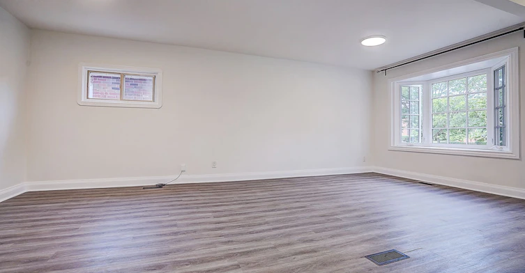 441 Rimilton Avenue, Toronto, ON, M8W 2G7 - 25