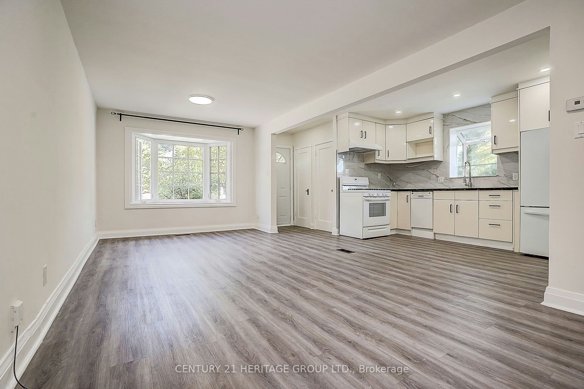 441 Rimilton Avenue, Toronto, ON, M8W 2G7 - 19
