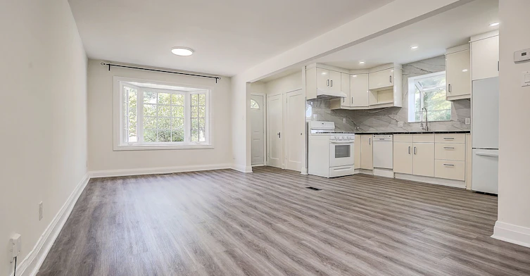441 Rimilton Avenue, Toronto, ON, M8W 2G7 - 19