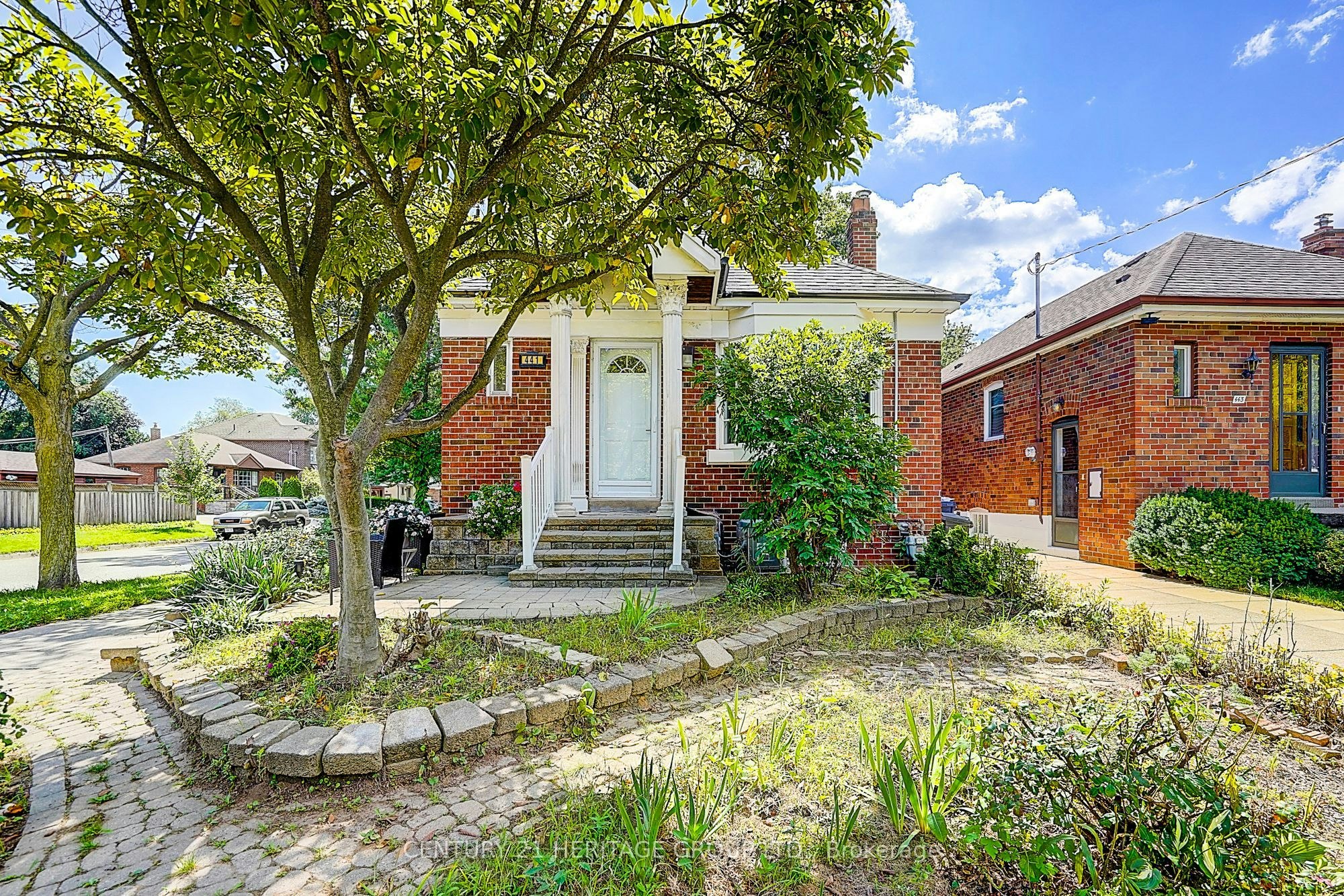 441 Rimilton Avenue, Toronto, ON, M8W 2G7 - 3