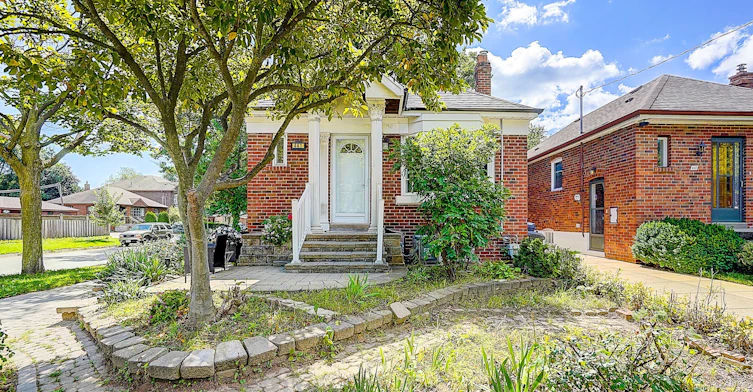441 Rimilton Avenue, Toronto, ON, M8W 2G7 - 3
