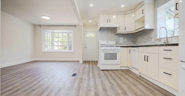 441 Rimilton Avenue, Toronto, ON, M8W 2G7 - 23