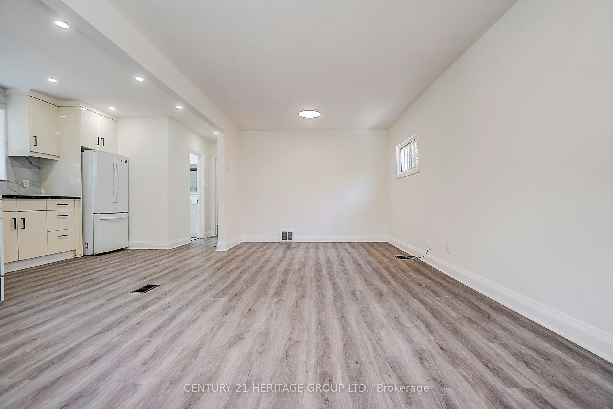 441 Rimilton Avenue, Toronto, ON, M8W 2G7 - 21