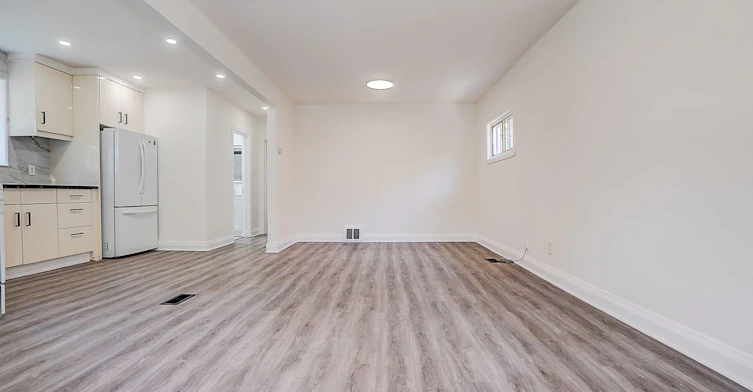 441 Rimilton Avenue, Toronto, ON, M8W 2G7 - 21