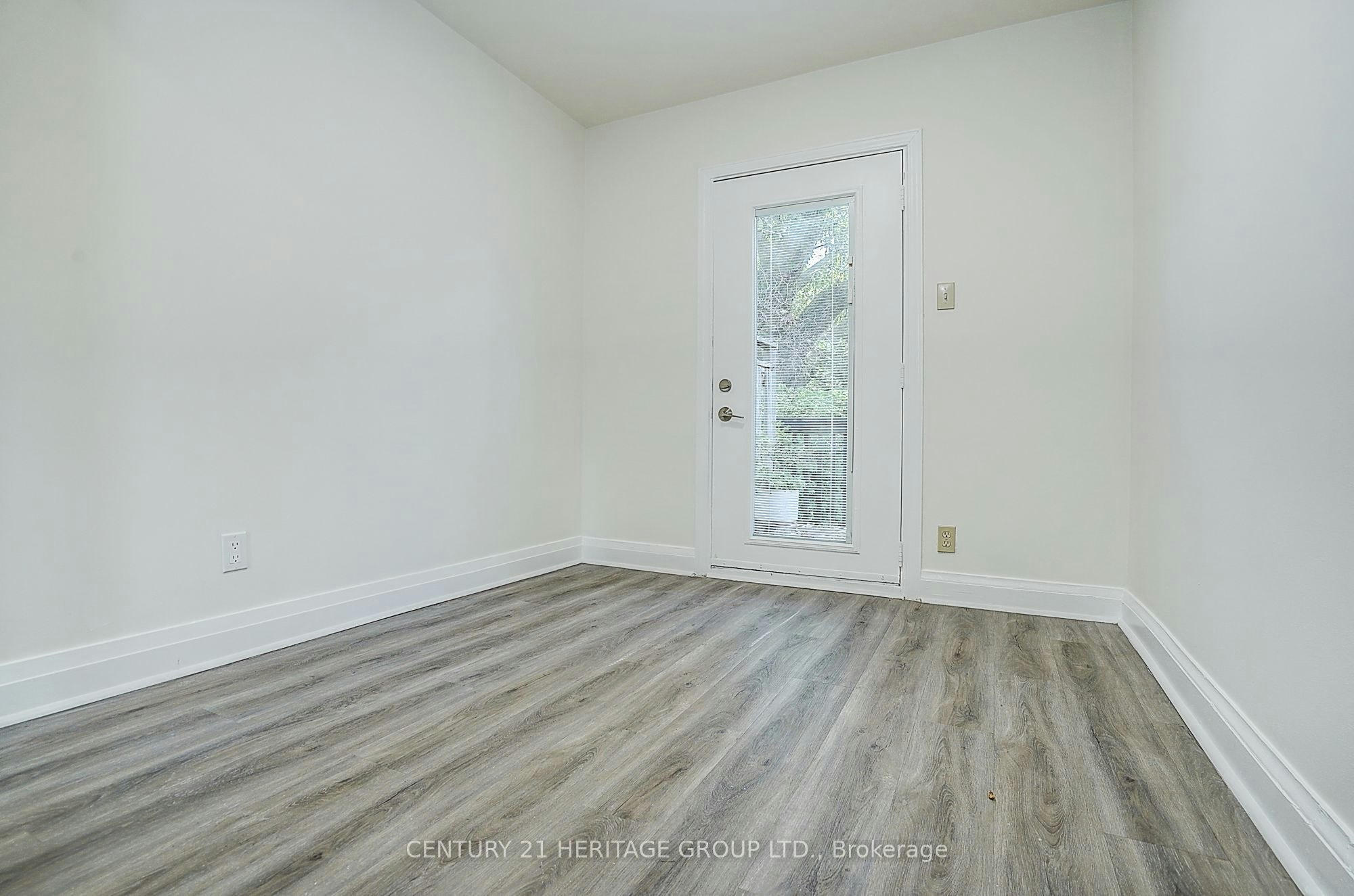 441 Rimilton Avenue, Toronto, ON, M8W 2G7 - 31
