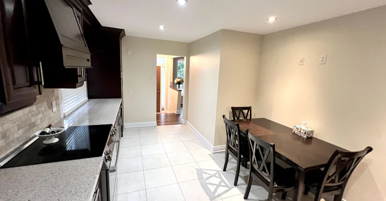 30 Lemonwood Drive, Toronto, ON, M9A 4L5 - 11